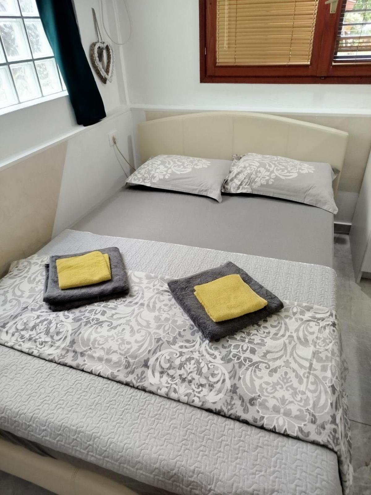 Apartman Art Kotor Exterior photo